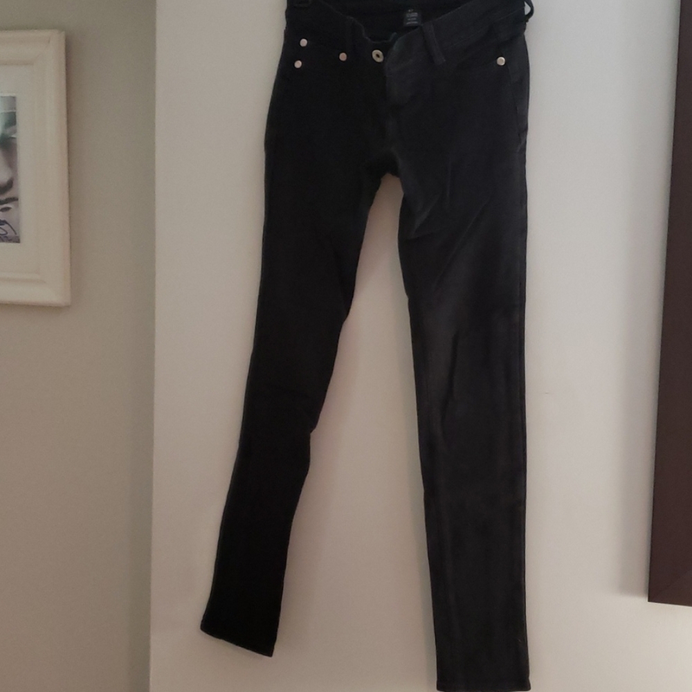 Skinny jeans